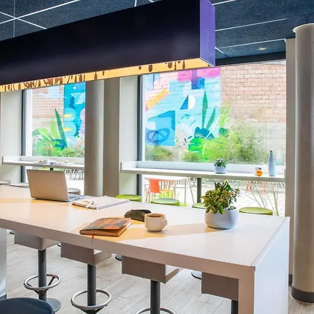 Ibis Budget Centre Republique 2*