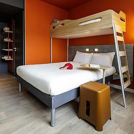Ibis Budget Centre Republique Hotel 2*