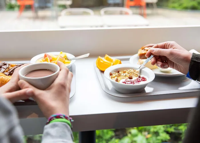 Ibis Budget Centre Republique Hotel 2*