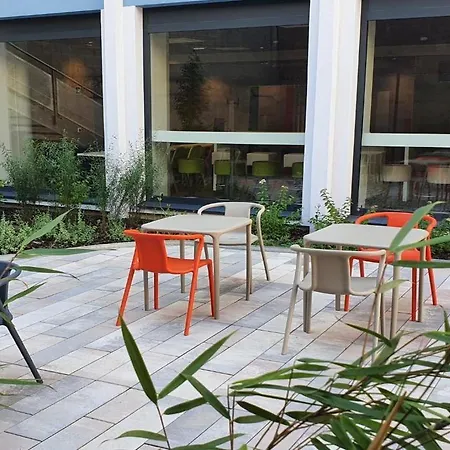 宜必思快捷斯特拉斯堡中心共和广场酒店 酒店